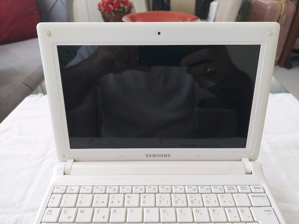 Samsung Minibook 10.1 inç Sağlam - 10
