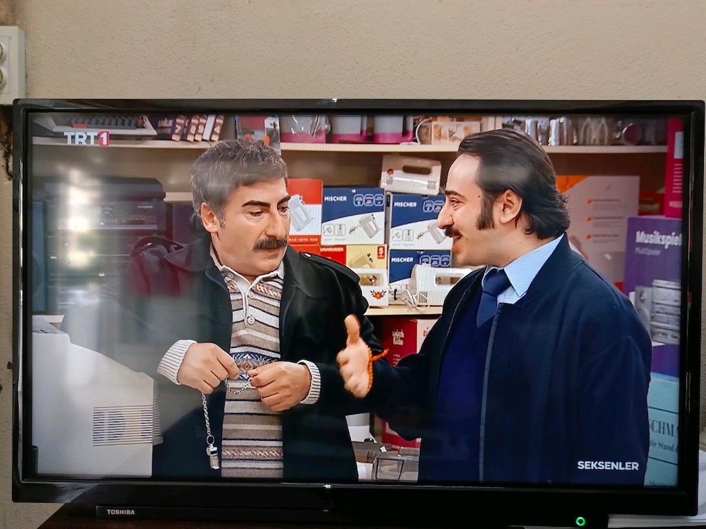 Toshiba 82 Ekran Akıllı TV Sıfır Ayarında Nakliye Kurulum Garanti - 4
