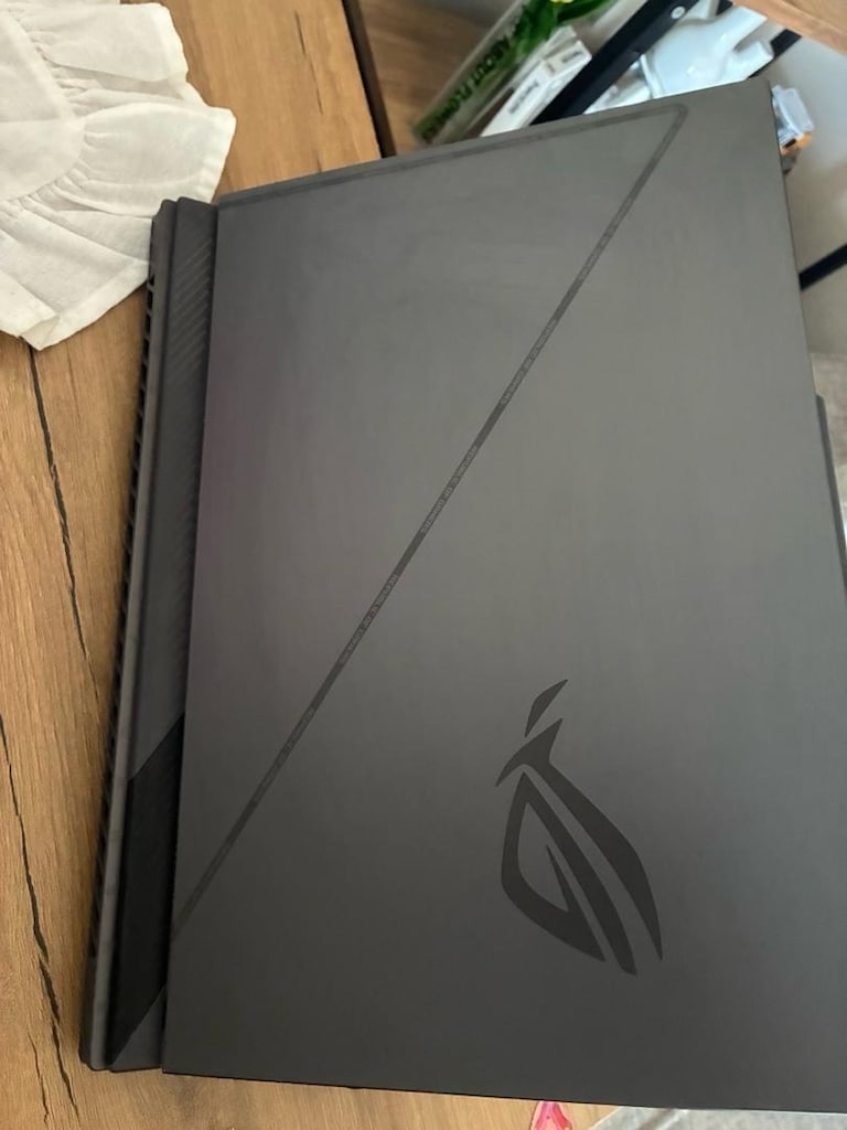 Asus rog strix g16 - 2