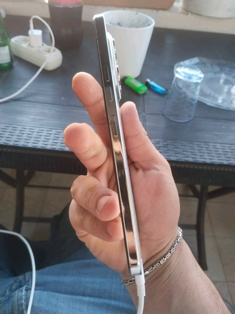 Tecno spark 30 pro - 3