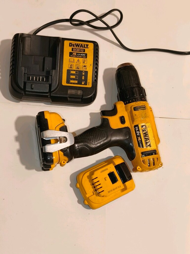 ORİJİNAL DEWALT 10.8 VOLT ŞARJLI MATKAP - 6
