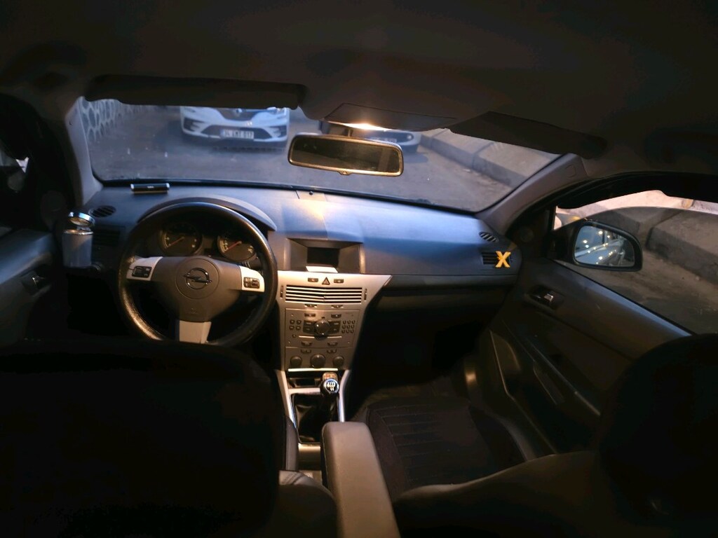 OPEL ASTRA H 2011 - 9