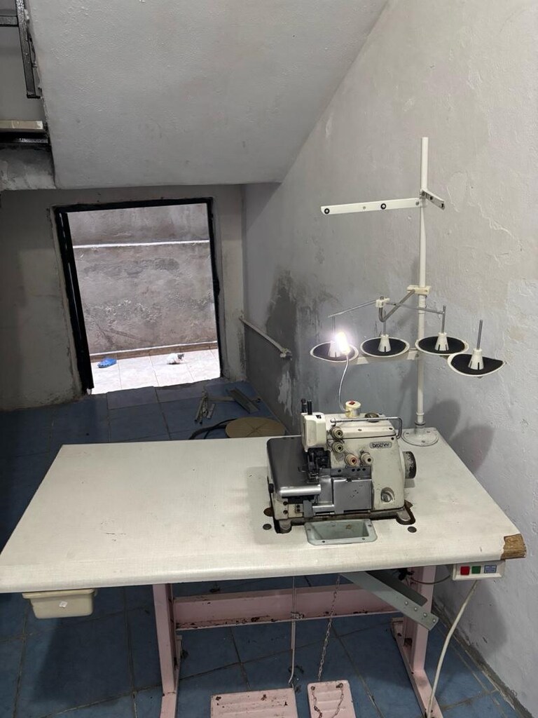 Brother Overlok Makinası 4 İplik Calısır Durumda - 2