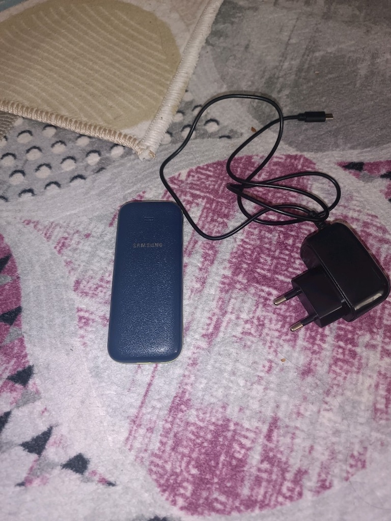 Samsung tuşlu asker yaşlı telefonu ciftsimli - 9