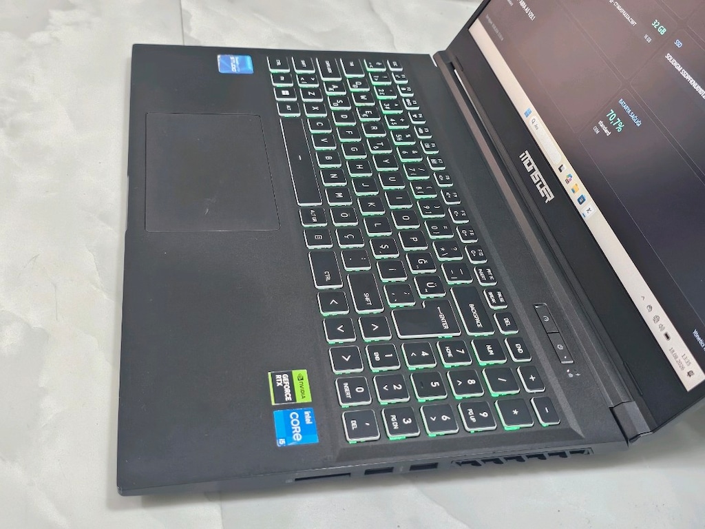 Monster A5 V20.2 i5 13500H RTX 4050 32GB Ram 1TB SSD Gaming Laptop - 2