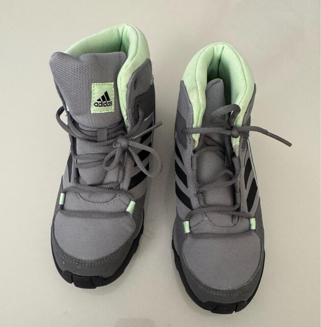 Adidas terrex çocuk botu yeni,34 numara