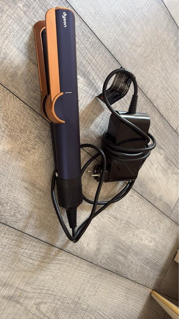 Dyson saç düzleşirici - 2