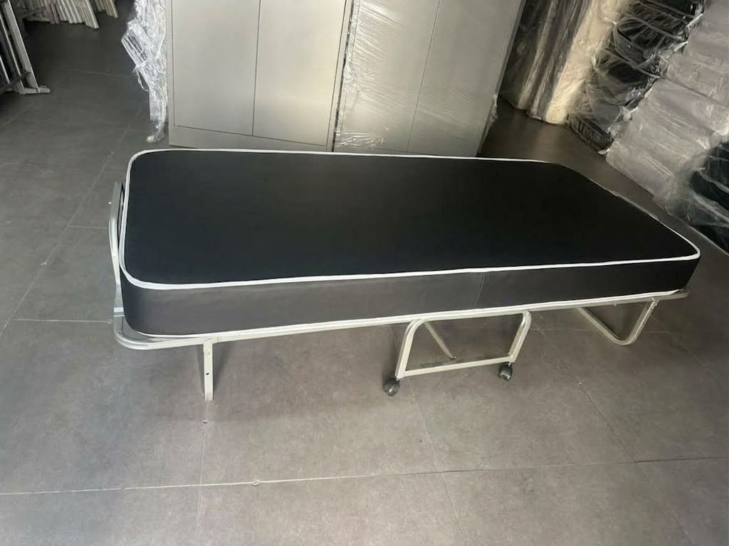 TEKERLEKLI TASINABILIR YATAK - 2