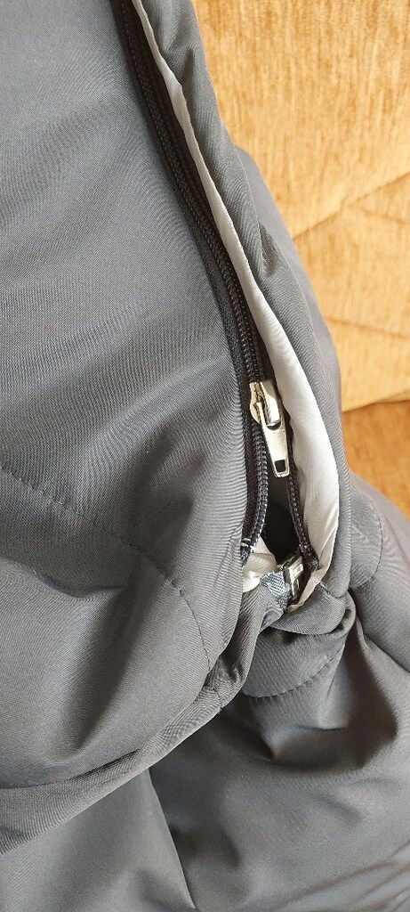 Gri Kapüşonlu Şişme Mont – Unisex – Temiz / Günlük Kullanım - 4