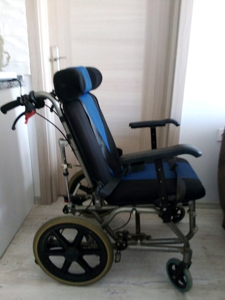 FİYAT İNDİ KATLANIR REFAKATLİ SANDALYE - 2