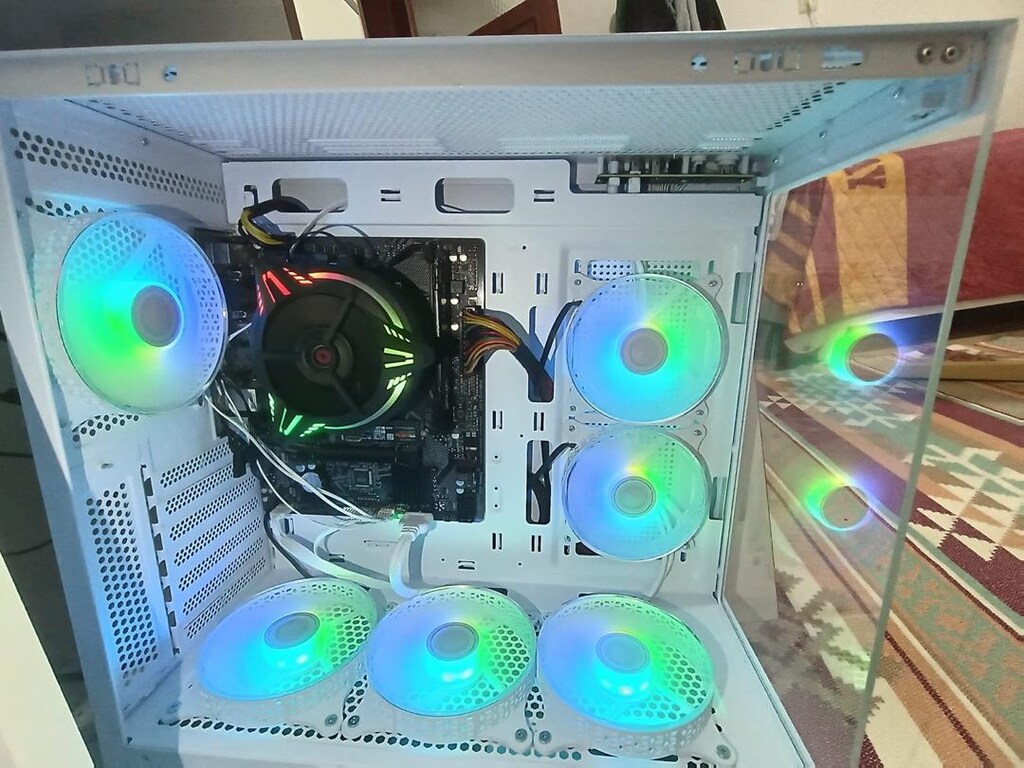 RTX 4070 SUPER 12GB Ekran Kartlı | Ryzen 5 Pro | 16GB RAM | 500GB SSD - 6
