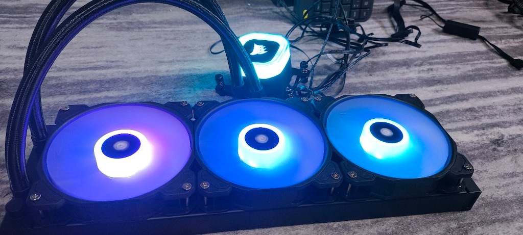 Corsair icue h150 RGB 360mm sıvı soğutma sistemi - 2