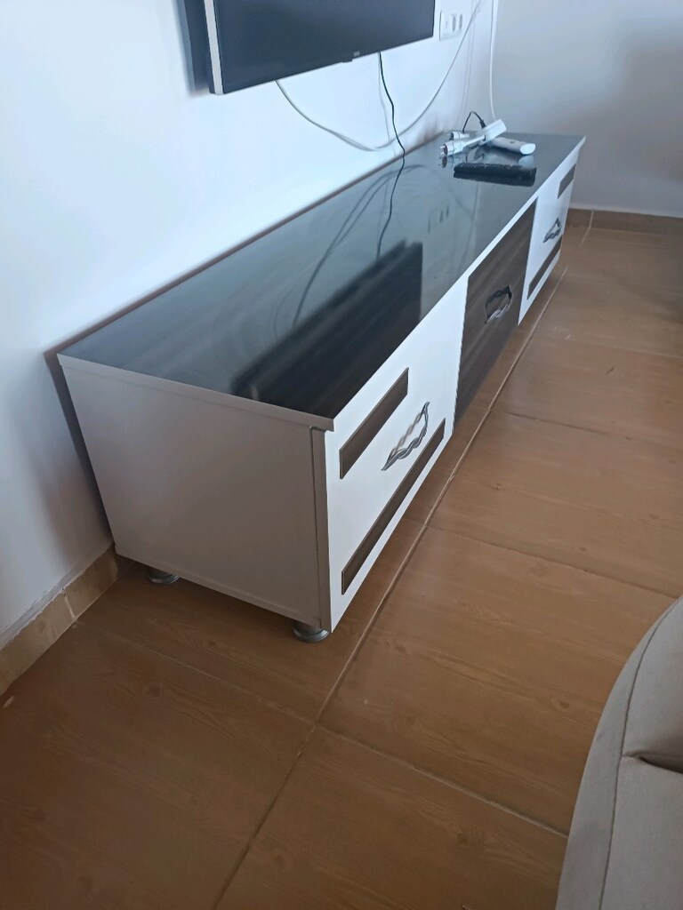 TV ünitesi sıfır sayılır kullanılmadı - 2