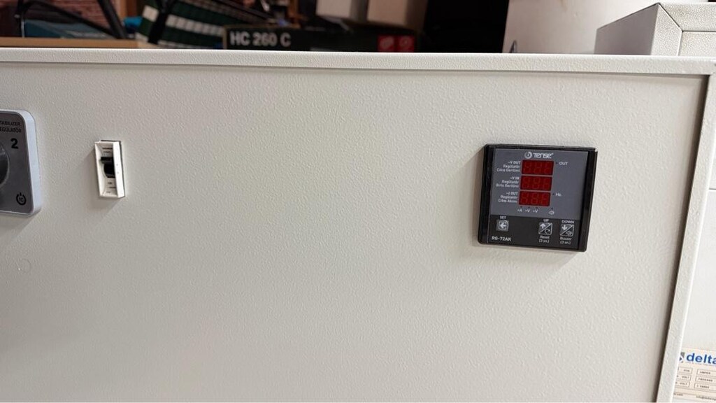 20 KVA SERVO MİKROİŞLEMCİ KONTROLLÜ REGÜLATÖR. MONOFAZE - 4