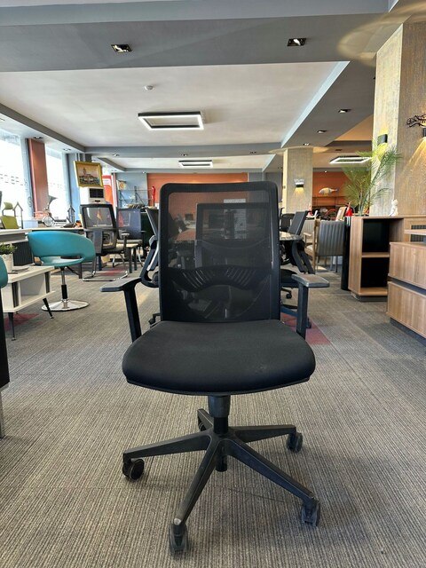 Klas Ofis Üsküdar Girsberger Fileli Koltuk Kolçak Ayarlı