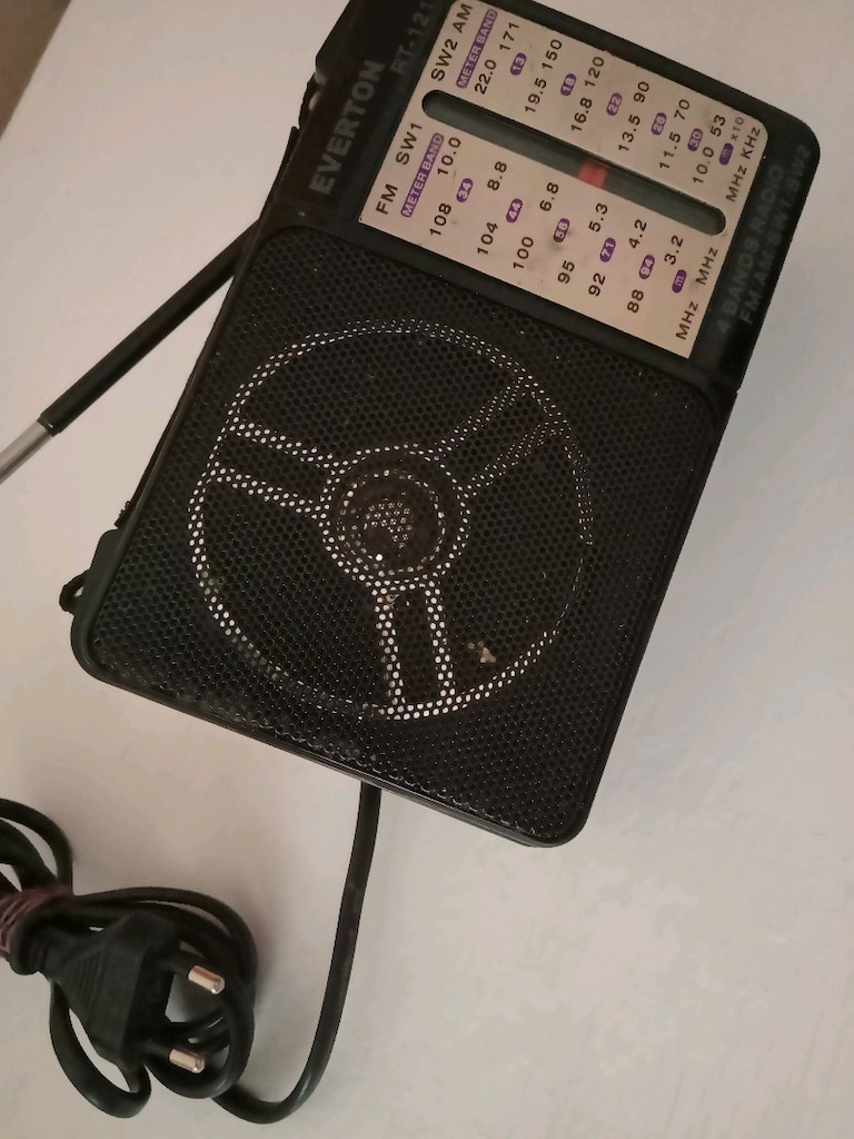 radyo ikinci el 4 frekans bandı meraklısına çalışır durumda teslim - 2