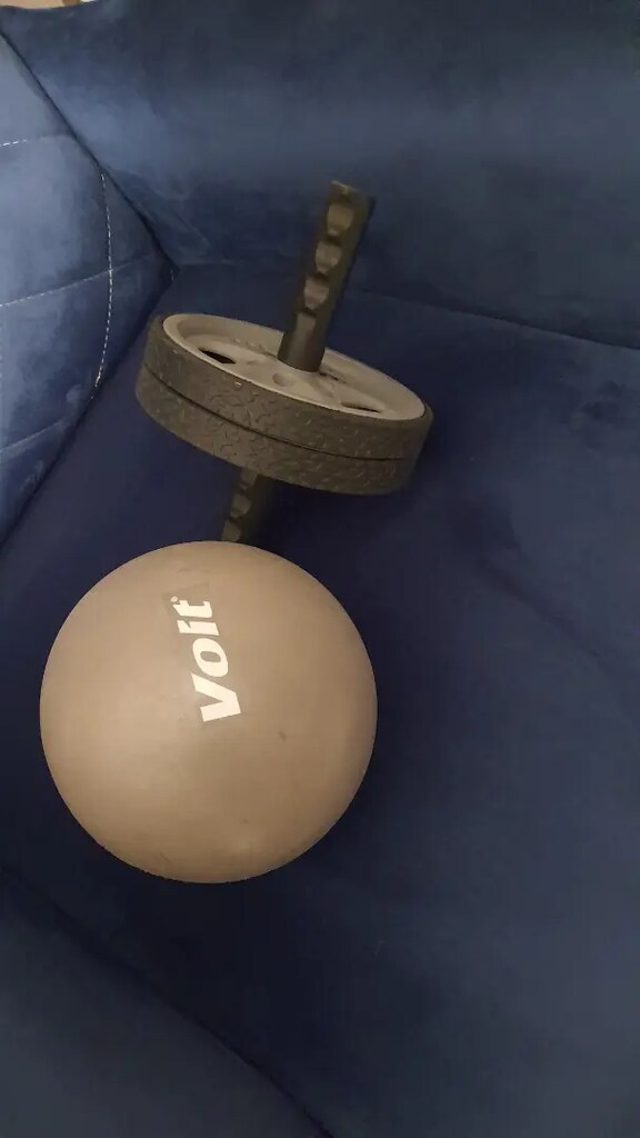 Decathlon karın egzersiz ve plates topu