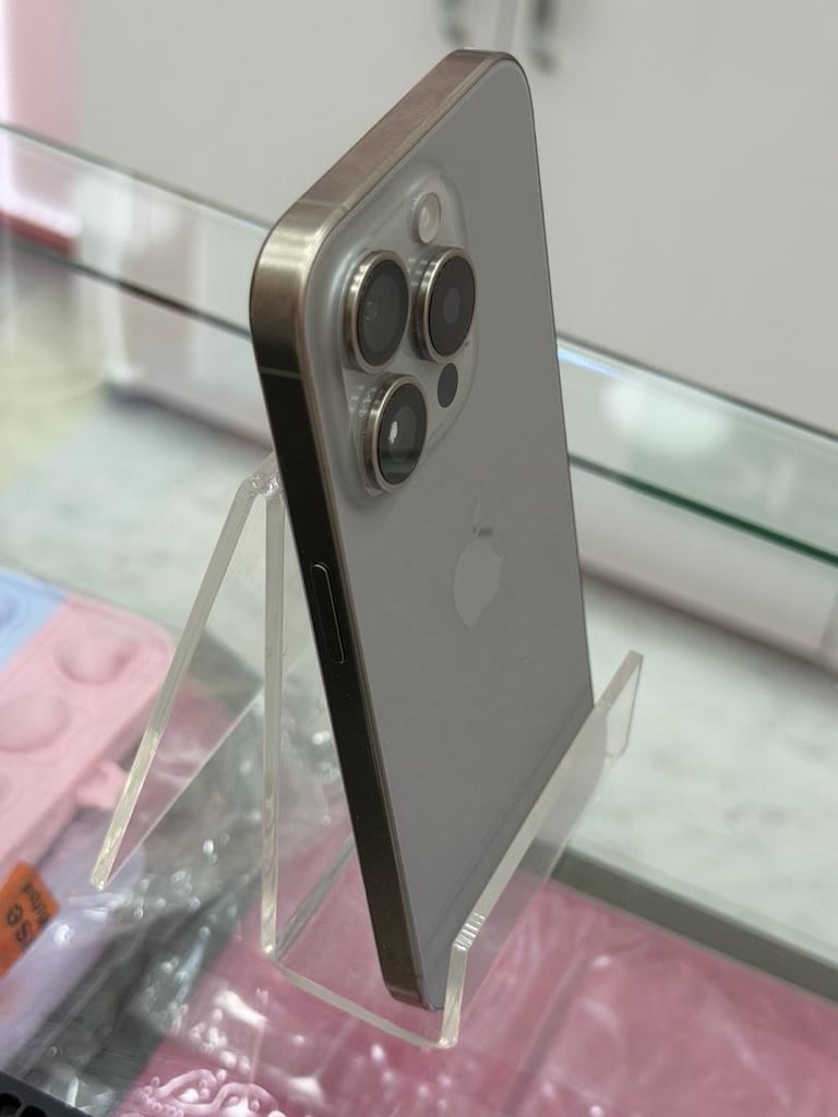 İphone 15 Pro 128 Gb - 4