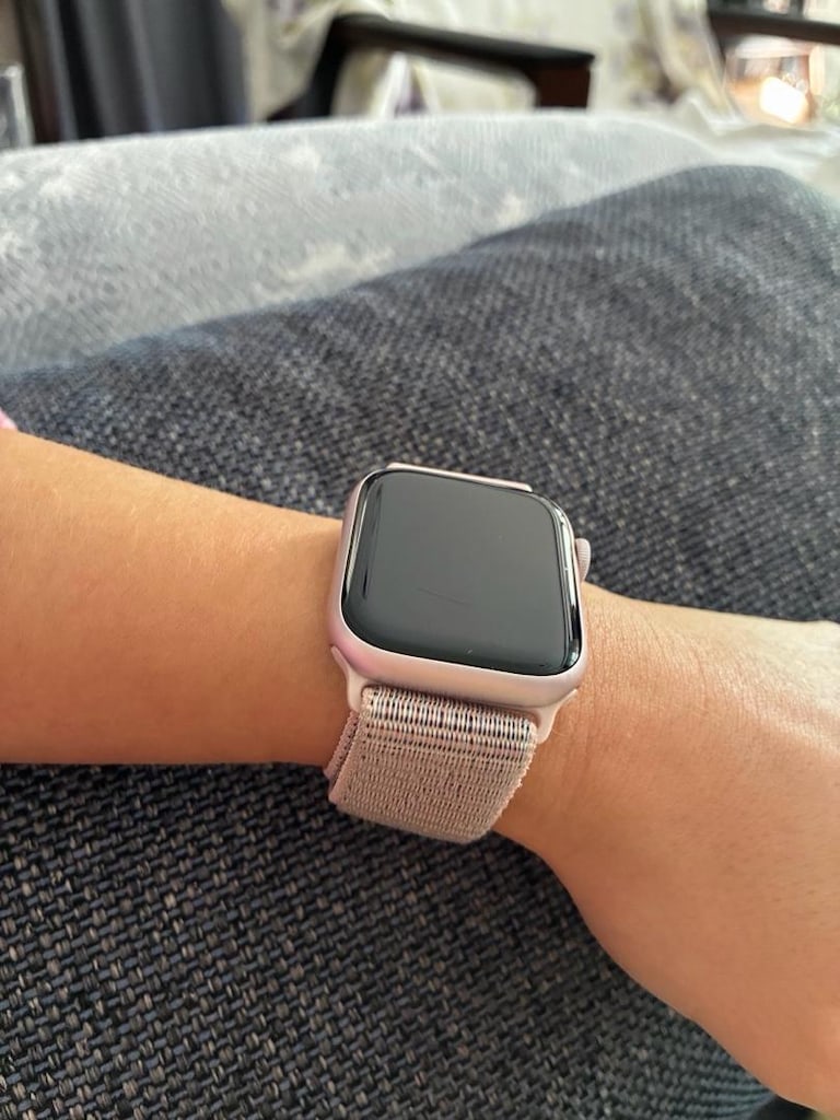 Apple Watch Series 9 GPS + Cellular 45mm - 8