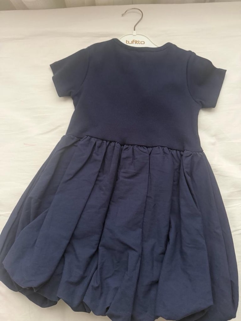 4 yaş etiketli zara marka kız çocuk elbise