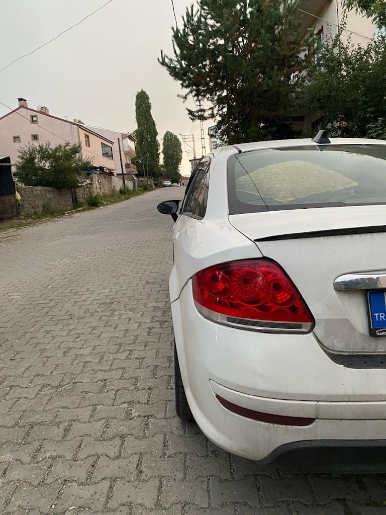 Fiat LINEA