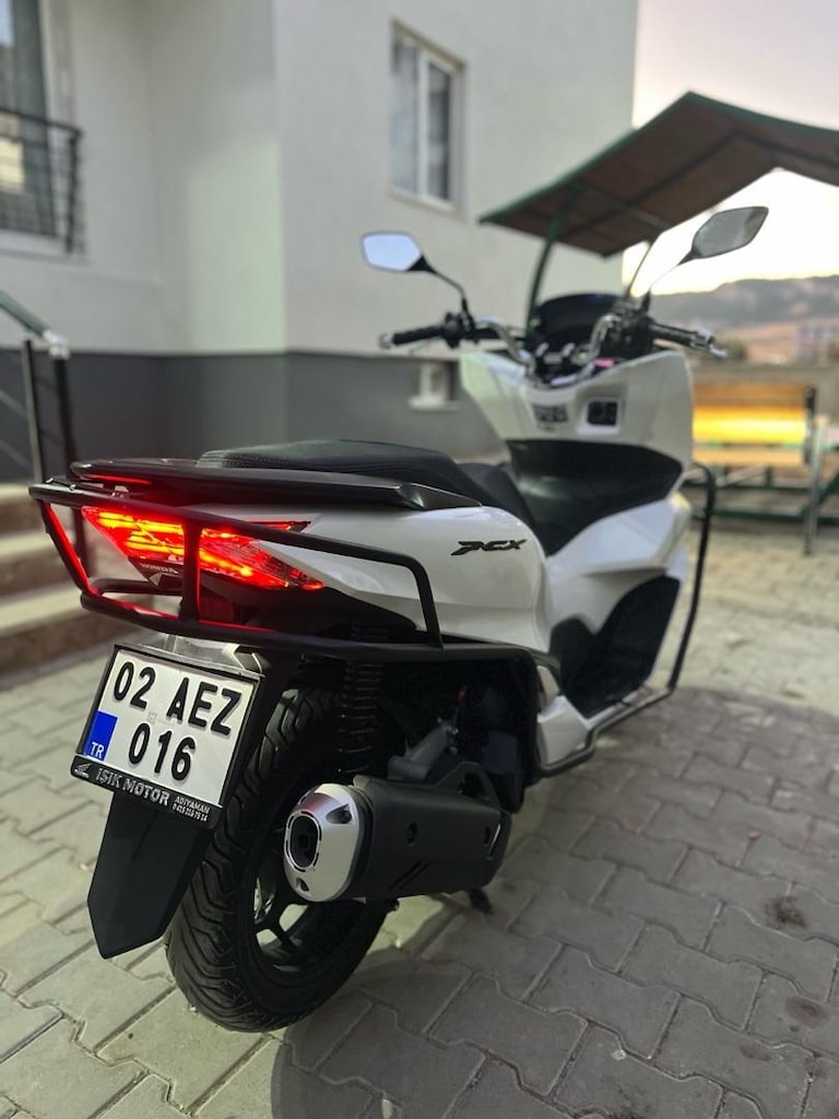 2024 MODEL PCX 3 BİNDE - 3