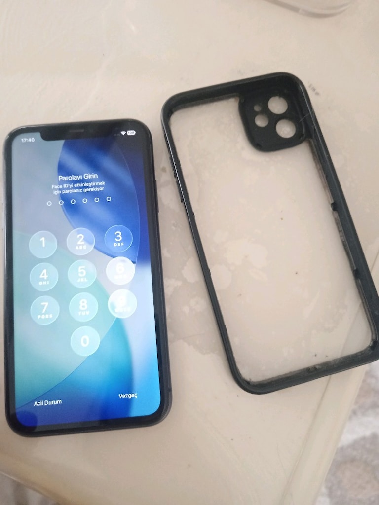 İphone 11 ve kılıfı hediye - 2