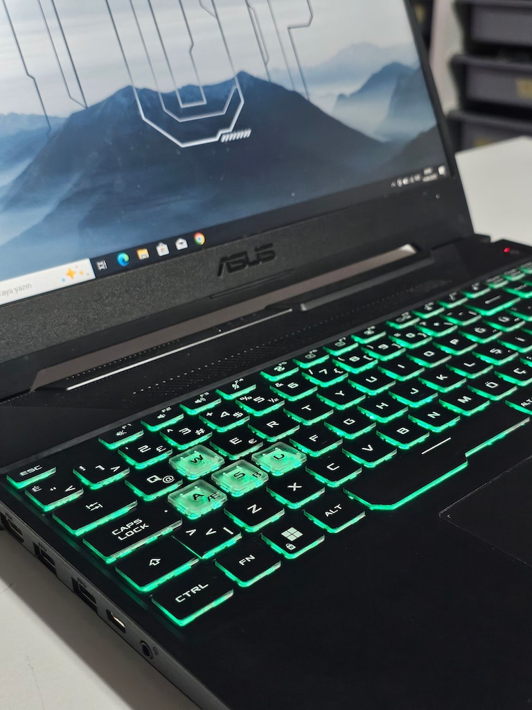 ASUS TUF- i5 11400H- RTX 3050 Tİ 4GB - 16GB RAM - 500GB M.2 SSD - 3