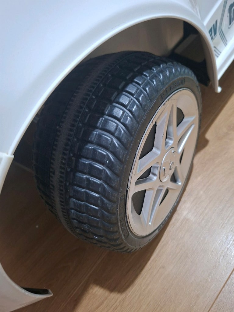 TERY BERY 12 volt Akülü Araba - 5