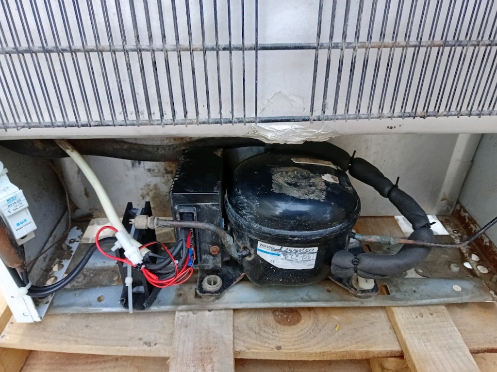 buzdolabı 12 -24 volt Wento 30 G kompresör 90 litre ikinci el - 4