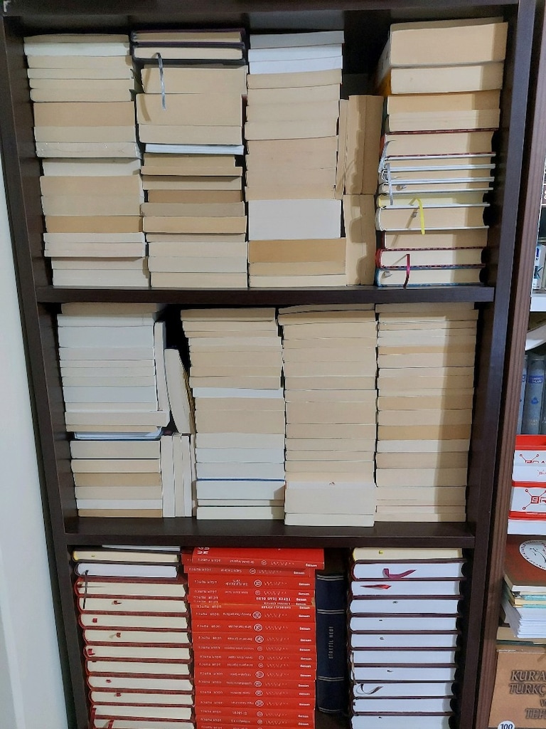 yuzlerce cesit dini kitap ve diger seri kitaplar - 2