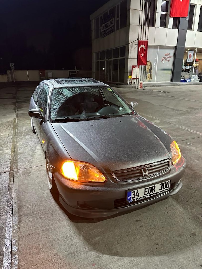 Honda Civic 1.4 - 12