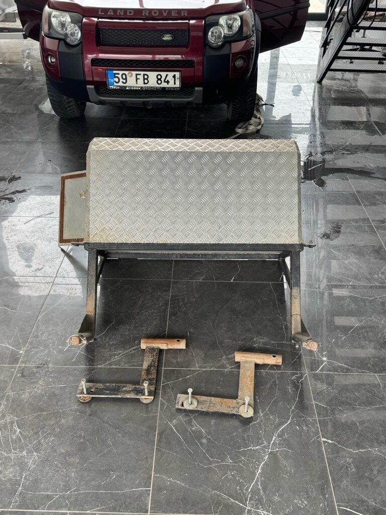 KÖPEK BOX ARAÇ ARKASI İÇİN - 2