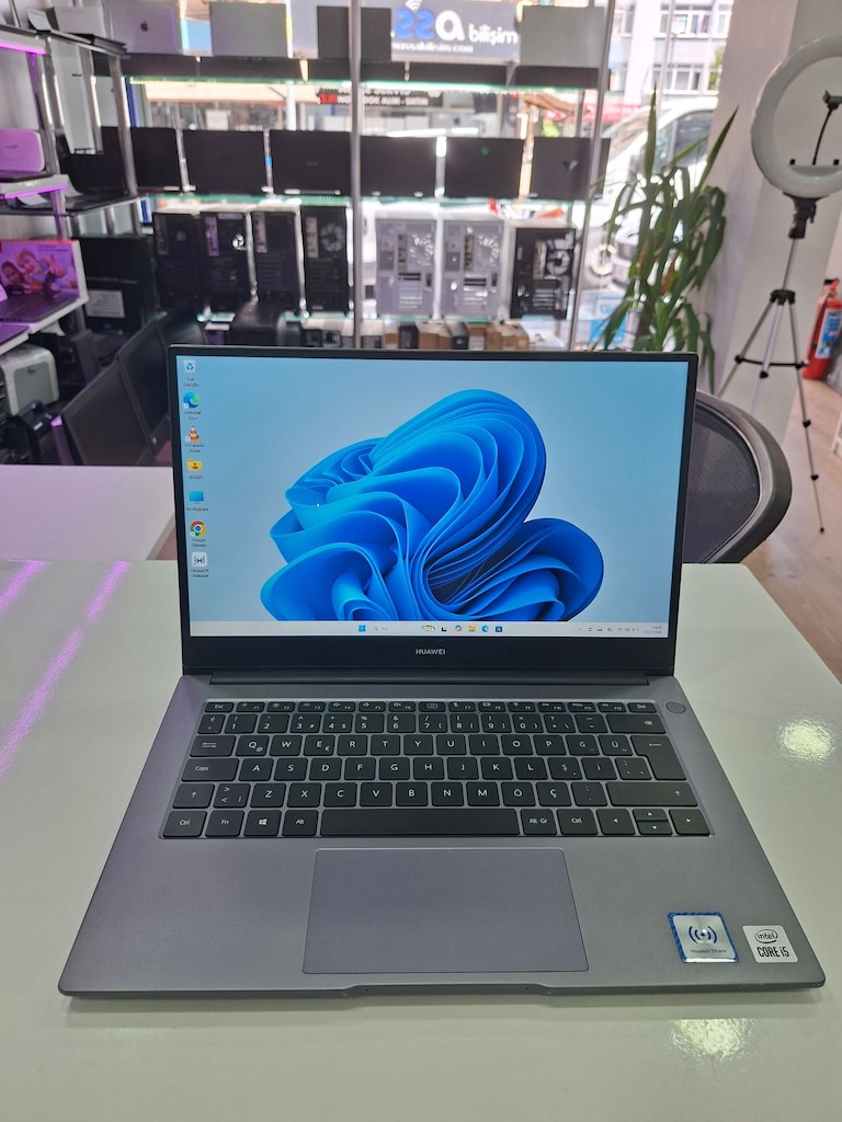 HUAWEI MATEBOOK D14 INTEL I5 10210U 8GB DDR4 RAM 512GB M2 NVME SSD - 2