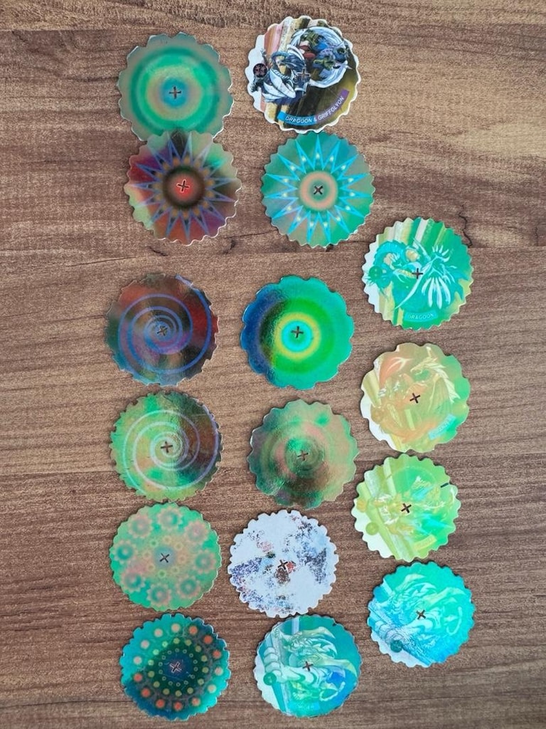 Beyblade MEGA tasoları satılık - 2