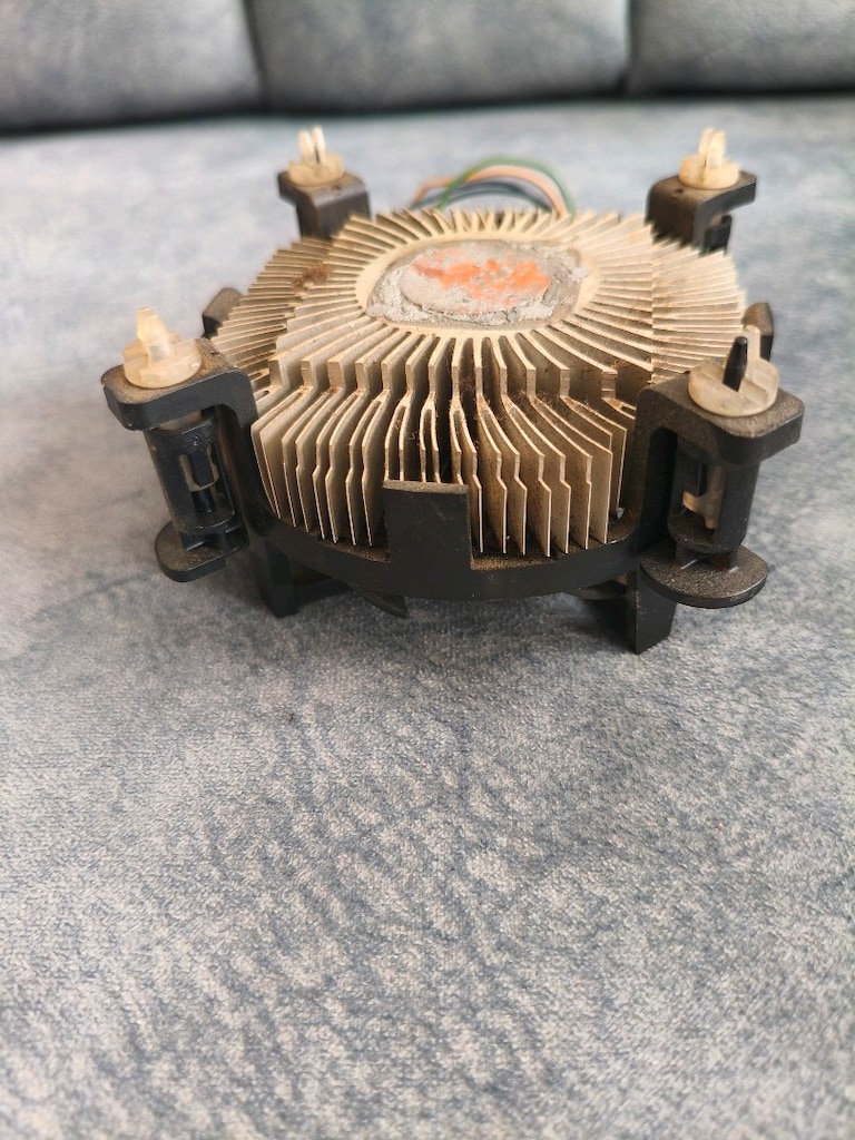 Intel İşlemci Fan ve Soğutucu Blok - 7