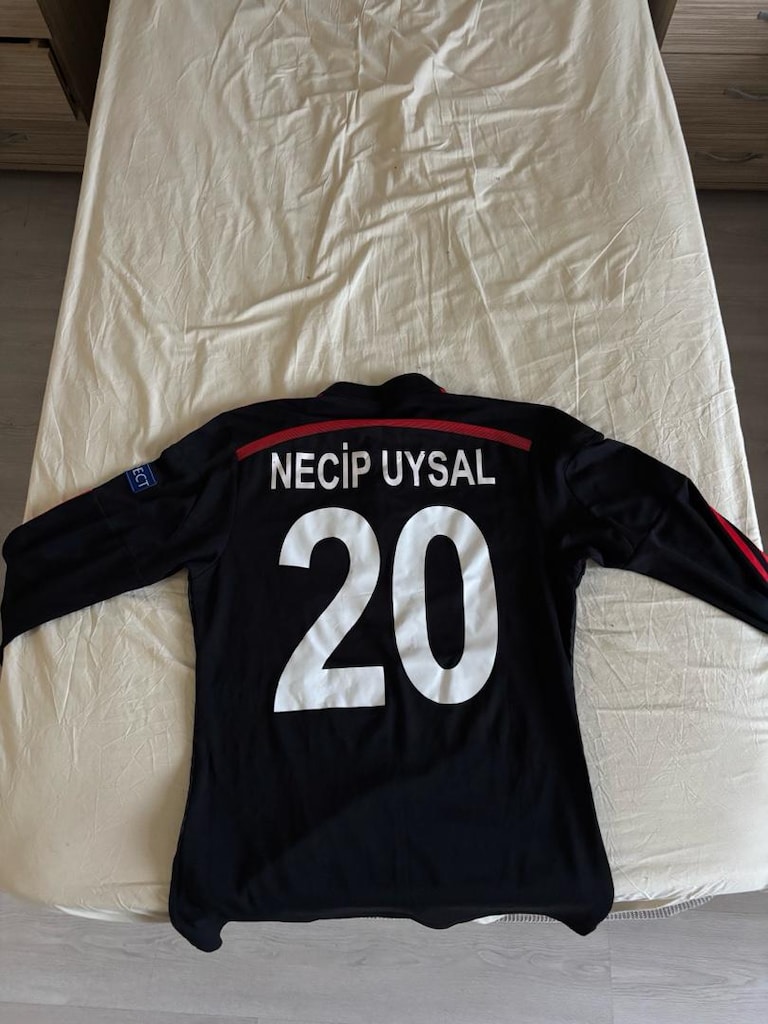 İmzali Orjinal Beşiktaş forması - 4