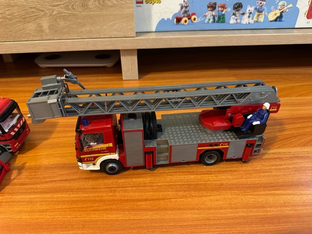 Dickie Toys Büyük İtfaiye Aracı Sesli ve Işıklı 40cm - 5