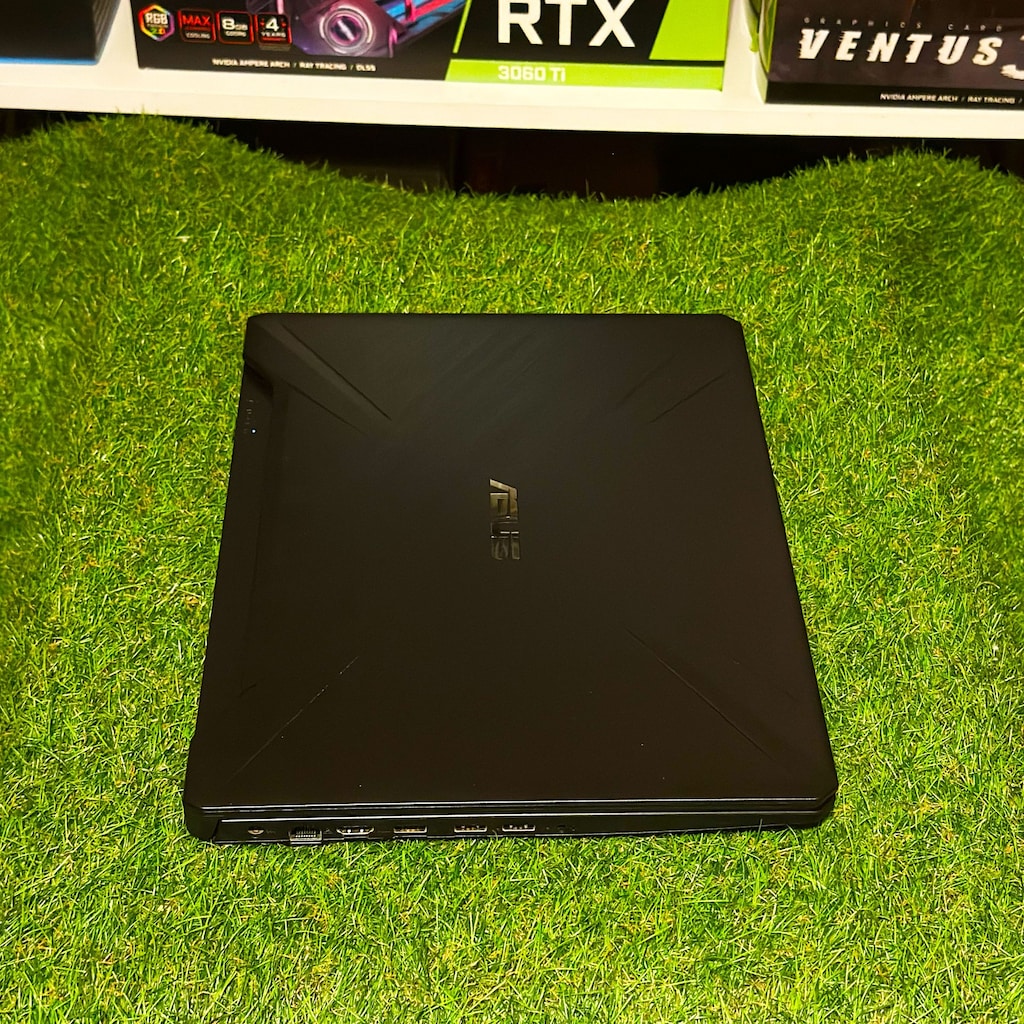 ASUS TUF GAMING FX505DT – 15.6" FHD / RYZEN 5 3550H / 32GB RAM - 9