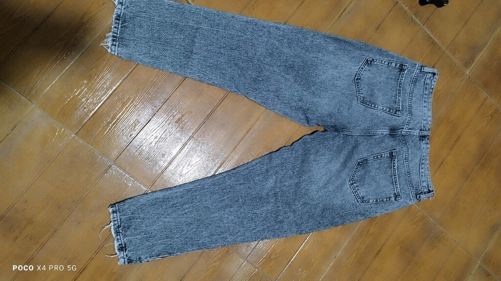 #Zara şık jeans pantolon..Mağazasında çok pahalıdır.Eni çekilince 41 - 9