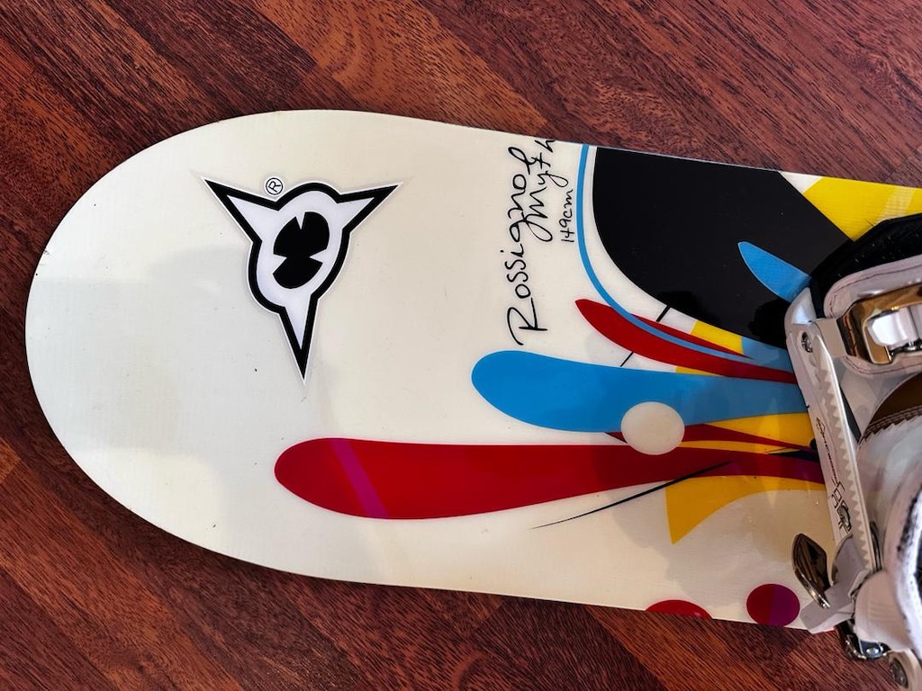 Rossignol Snowboard+ bağlamalar + Thirtytwo bot+ Burton taşıma çantası - 4