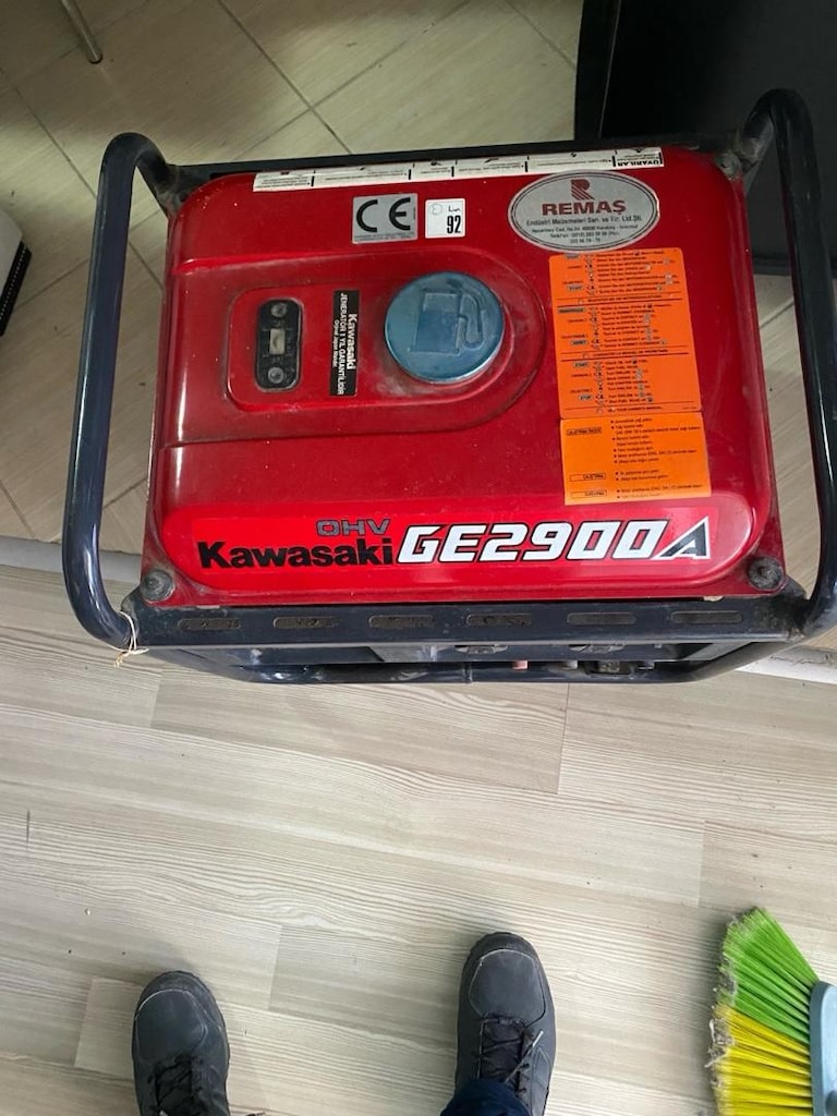 kawasaki ge 2900 benzinli jeneratör - 5