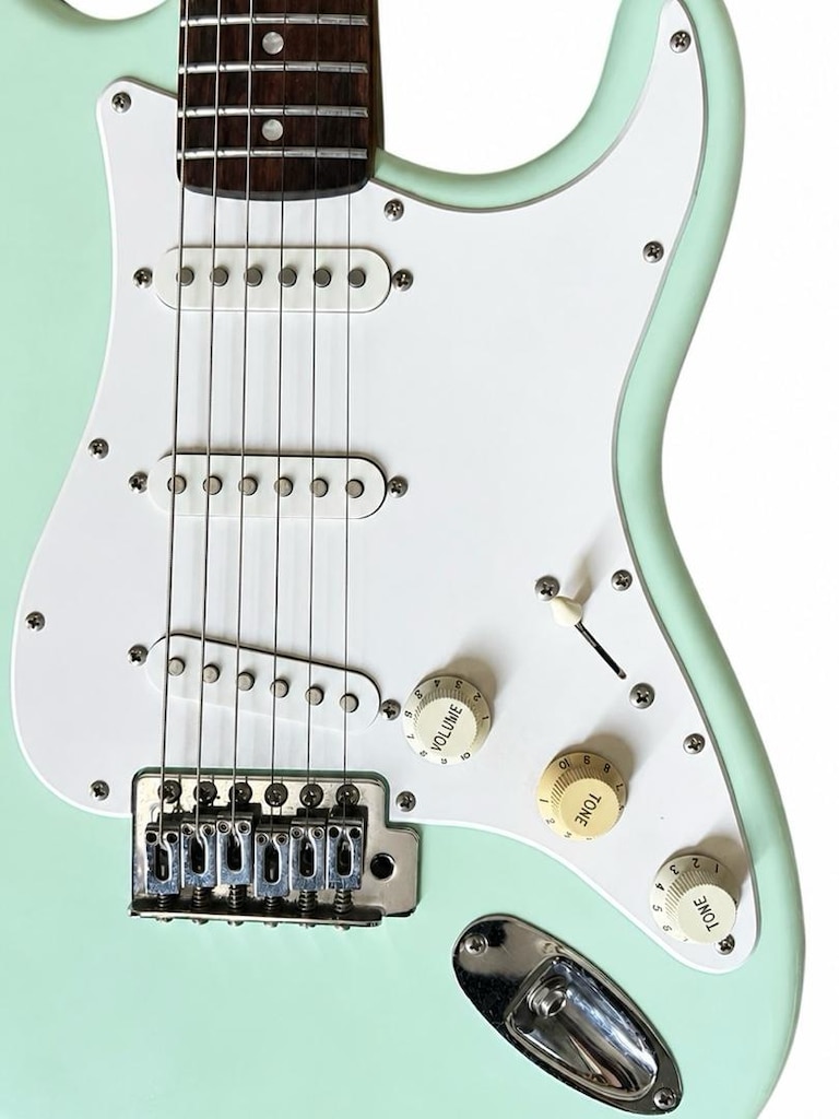 Fender Squier Bullet Strat Surf Green - 6