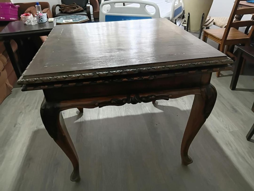 Fransız Tarzı Oymalı Ahşap Açılır Yemek Masası ve 4 Sandalye - 3
