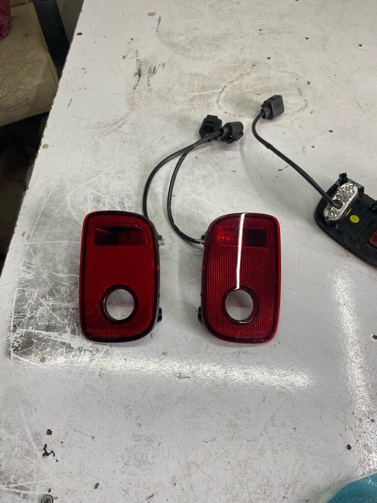 volkswagen ıd buzz arka tampon reflektörü - 5
