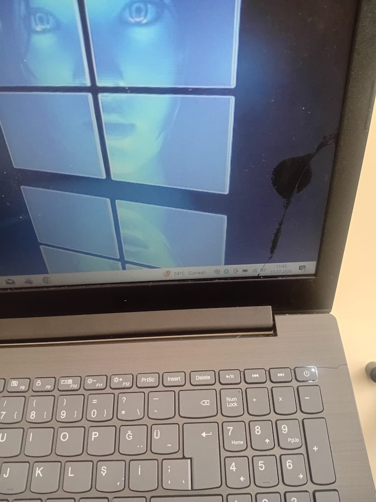 LENOVO LAPTOP - 3