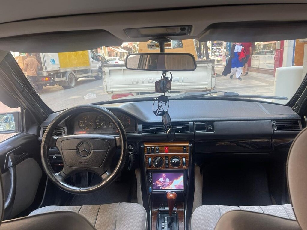 W124 Kusursuz Gögüs Torpido - 2
