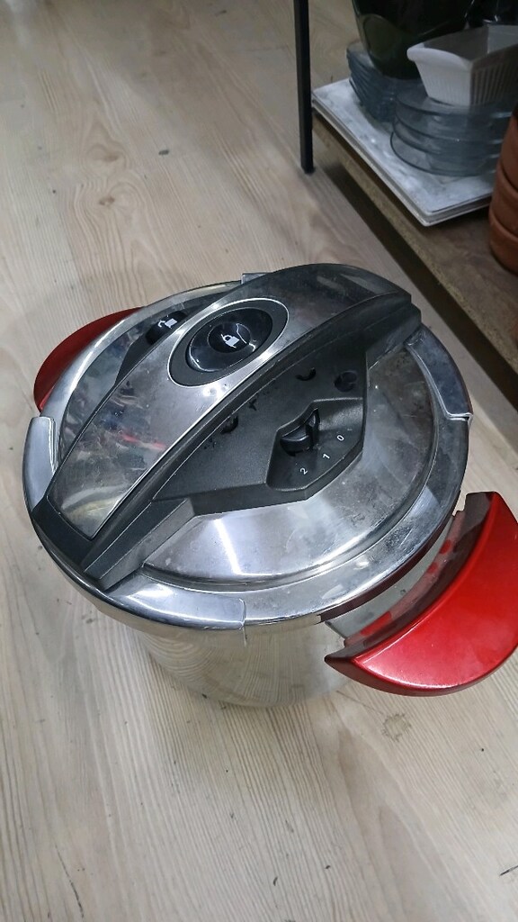 Emsan Fastcook model bir düdüklü tencere 7 lt. - 5