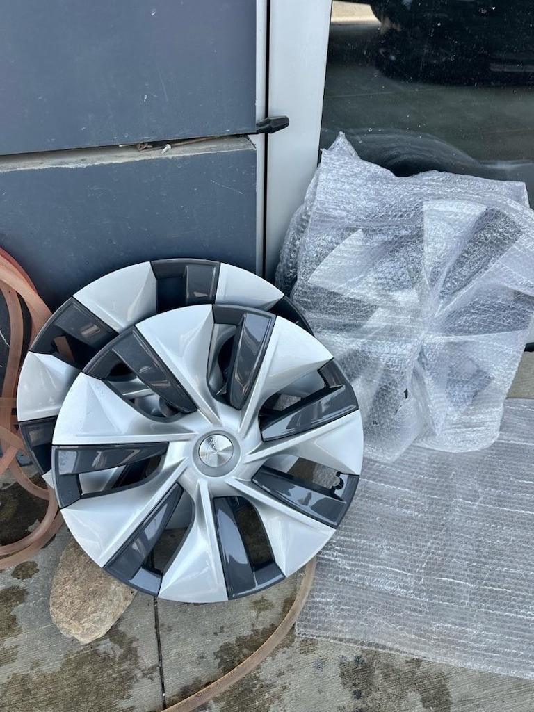 tesla jant kapağı - 2