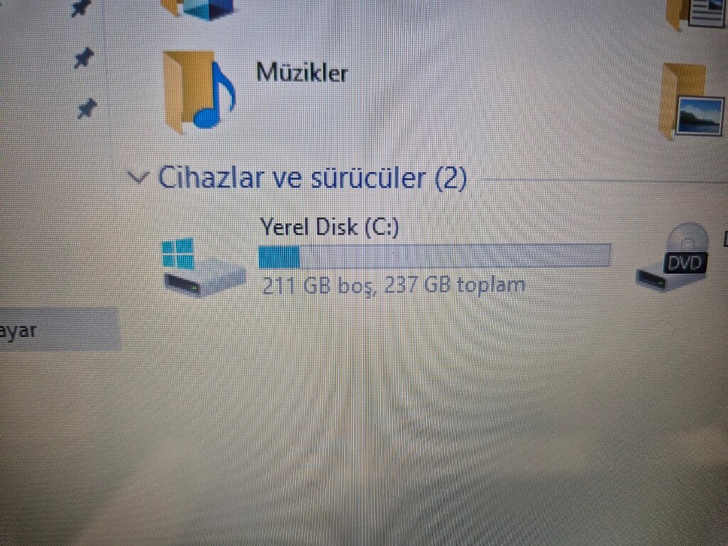 Lenovo Notebook Dizüstü Bilgisayar - 4